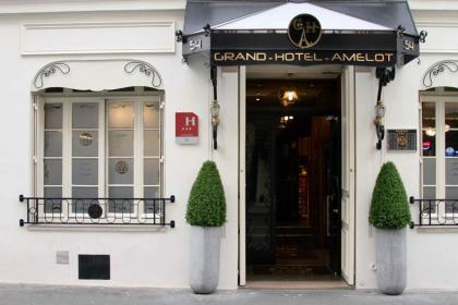 Grand Hotel Amelot - image 17
